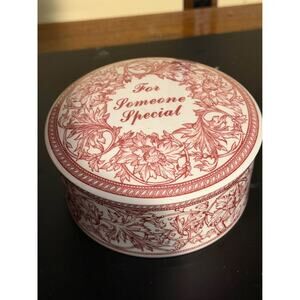 Vintage Spode Porcelain Trinket Box  Cranberry Color Pattern.